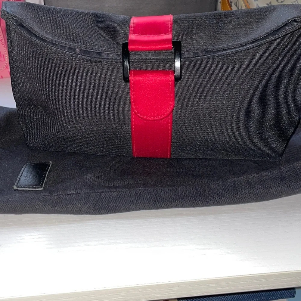 Hugo Boss Unisex Toiletry Pouch / Cosmetic Bag - Picture 1 of 6